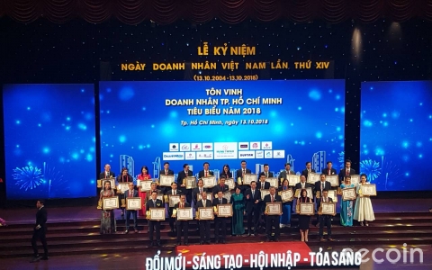 Chúc mừng Ông Đinh Hồng Kỳ nhân danh hiệu Doanh nhân tiêu biểu TP. Hồ Chí Minh 2018